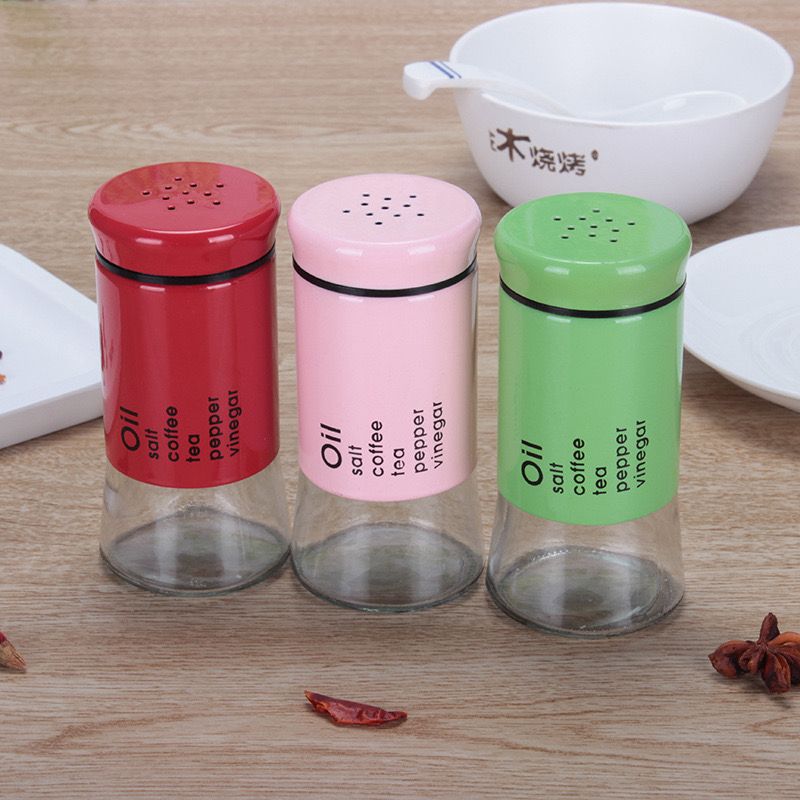 برطمان لحفظ وتنظيم التوابل زجاج 150 مللي بغطاء بلاستيك للملح والفلفل ووالسكر والشاي - اسود