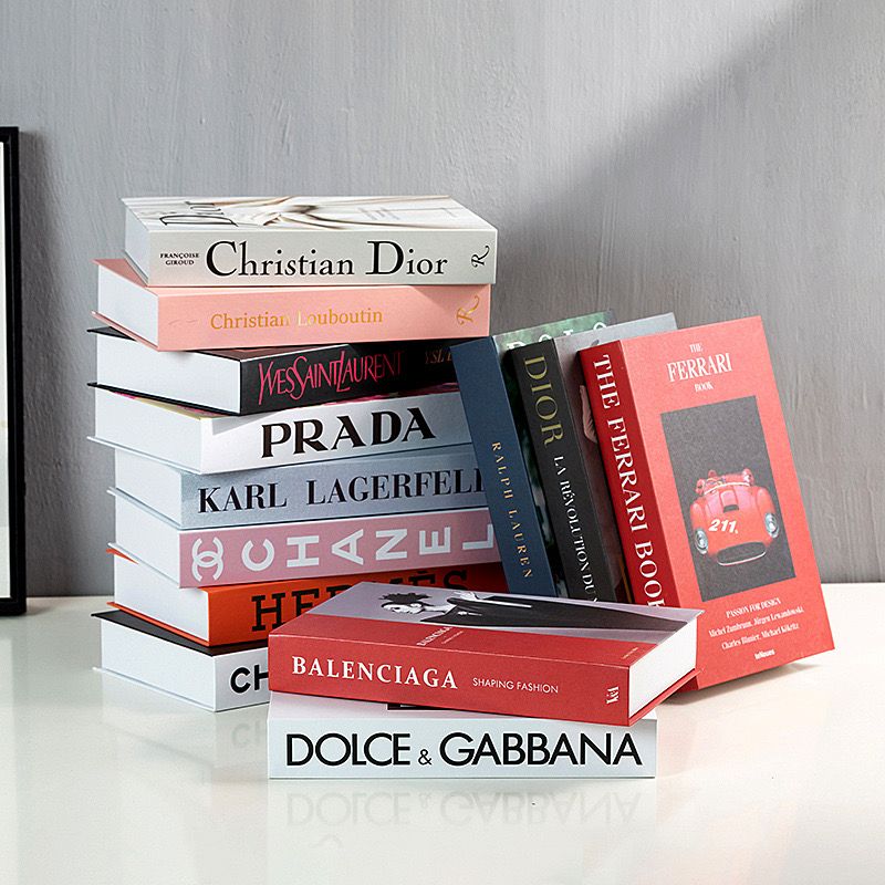 كتب ديكور لتجديد وتغيير ديكور الليفنج والدريسنج والمكتب بأشكال وألوان مختلفة