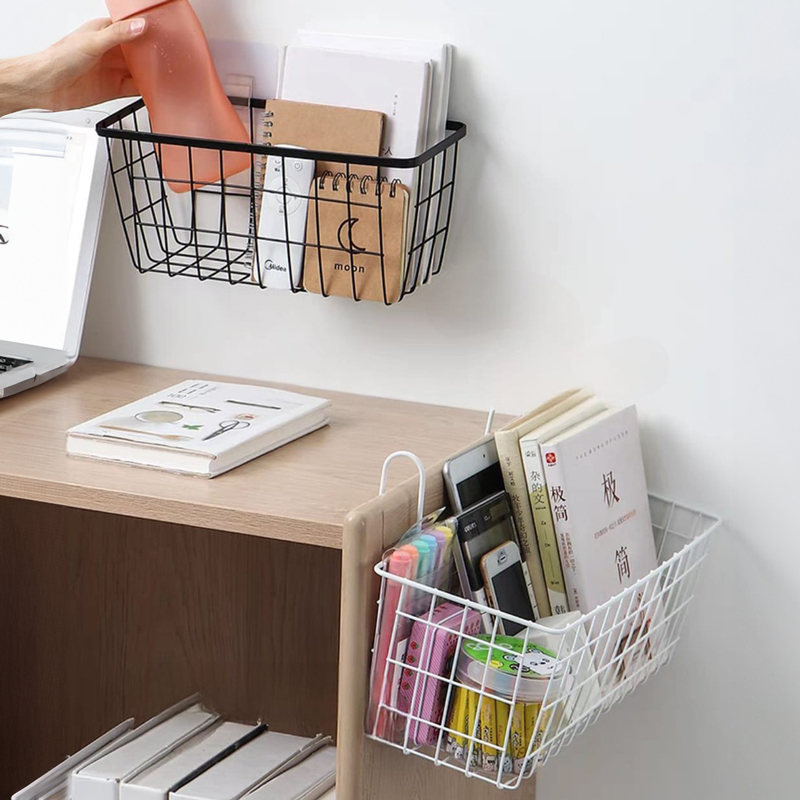باسكت ورف معدن متعدد الاستخدامات لحمل وتنظيم ادوات المطبخ والحمام مزود بهوك قوي لسهولة التعليق علي الحائط