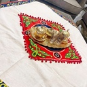 مفرش رمضاني كتان مطعم بقماش خيامية لديكور سفرة رمضان باللون البيج مقاس متر