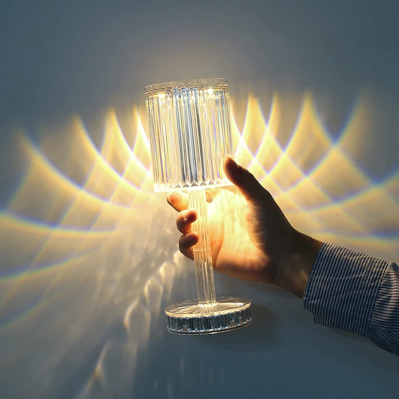 اباجورة اكريليك كريستالي تاتش 12 لون مختلفين تعمل بالشحن وريموت كنترول ويأتي معها وصله يو اس بي لغرفة النوم و المكتب