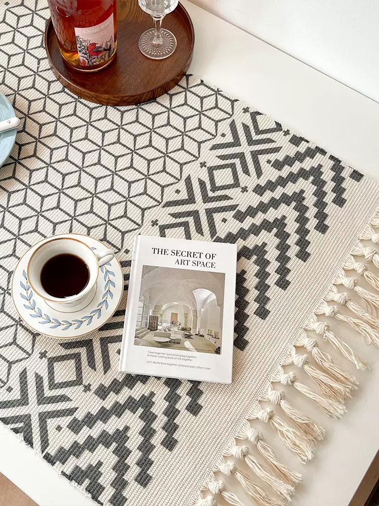 كليم صناعة يدوية من الكتان بتصميم علي شكل بوهو90*55