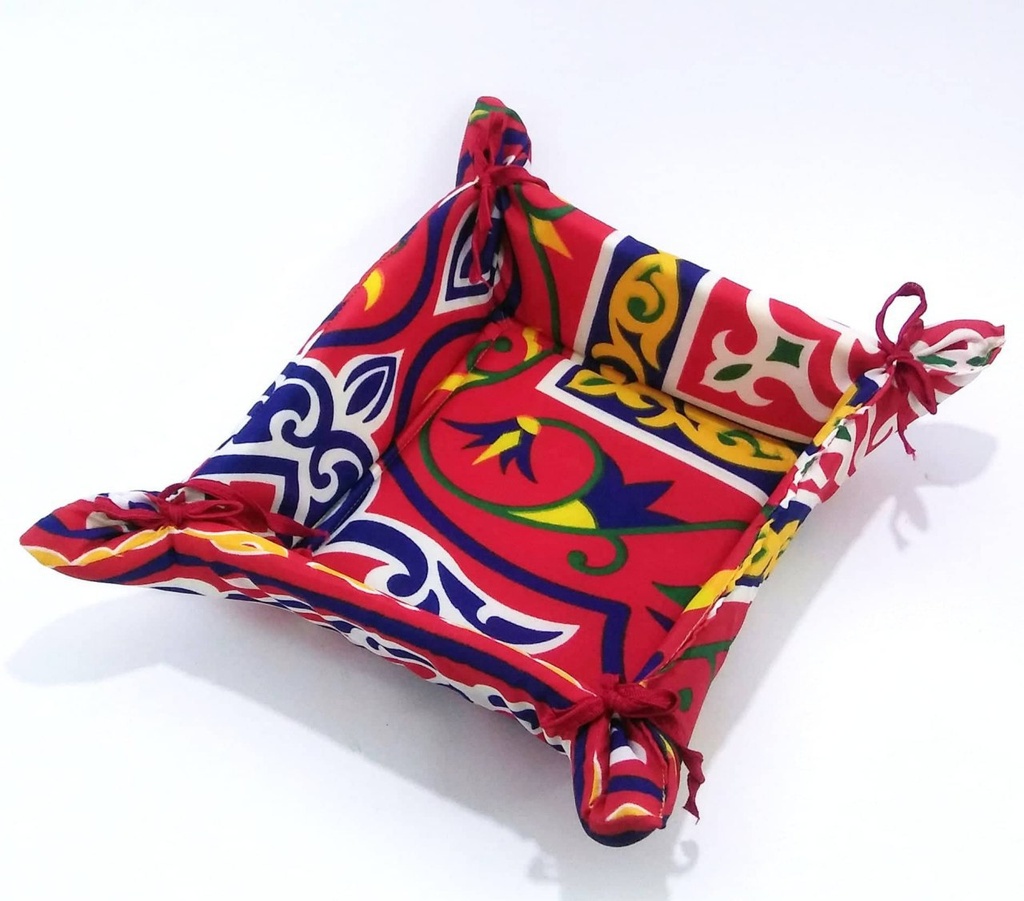 عياشة  او شلتة كرسي 40 * 40 سم مبطنه سفنج  بالوان خياميه رمضان