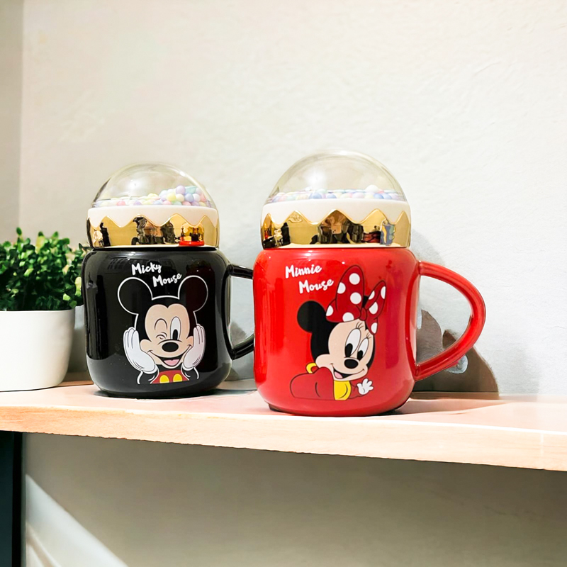 مج ميكي ماوس 370 ملي بغطاء محكم الغلق بكرات ويد للمشروبات الباردة والساخنة من البورسلين