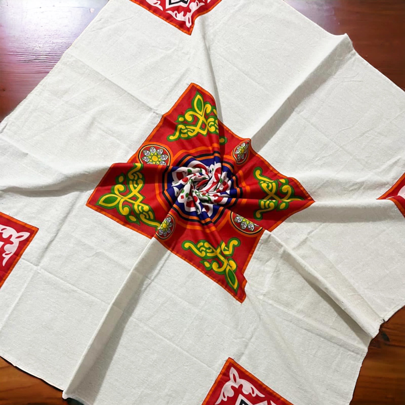 مفرش سفره كتان مزين بخياميه رمضان لاستقبال الشهر الكريم