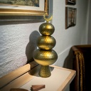 تمرية ذهبي 3 دور بقاعدة لحمل وتقديم التمر والمكسرات والشوكولاتة  والكاندي بغطاء مزين بهلال رمضان