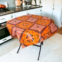 سفرة رمضان بلاستيك بتصميم خيامي قابل للتنظيف واعادة الاستخدام لاجواء رمضان