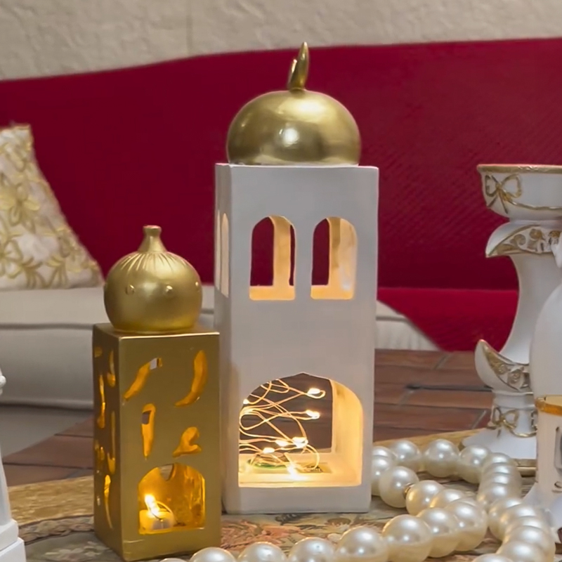 مئذنة مضيئة وبصوت لتجديد الديكور وإضفاء أجواء رمضانية مميزة من الجبس