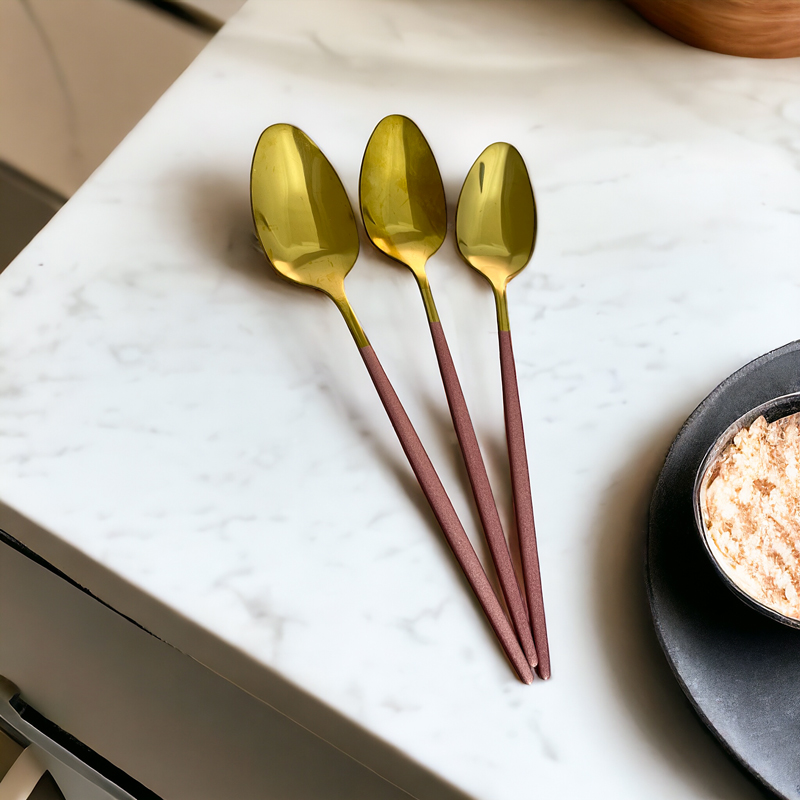 طقم معالق استانليس ستيل 6 قطع جولد بمقبض باللون البينك