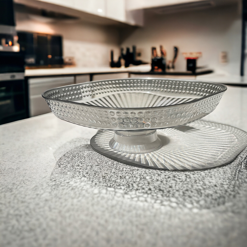 طبق اكليريك شفاف بقاعدة قابله للفك انيق لتقديم  الفاكهه والمكسرات والكاندي