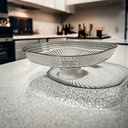 طبق اكليريك شفاف بقاعدة قابله للفك انيق لتقديم  الفاكهه والمكسرات والكاندي