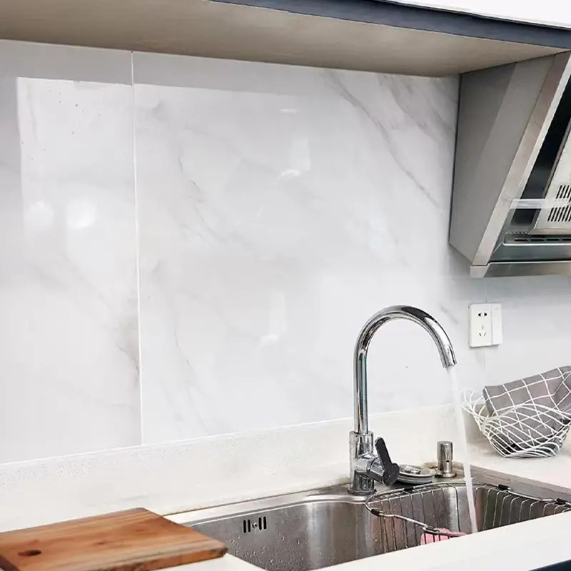 رول استيكر شفاف 3 متر وتربروف لاصق للحائط والترابيزات مانع لأنزلاق و قابل للقص