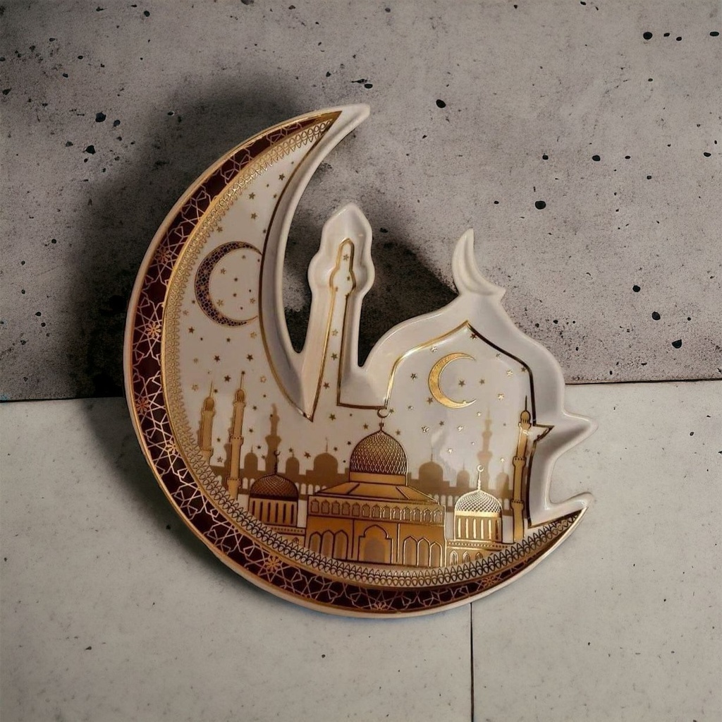 طبق تسالي بورسلين مجسم هلال وجامع لتقديم التمر والمكسرات والحلويات في عزومات رمضان