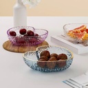 طبق اكليريك علي شكل قلب لحمل وتقديم الفواكه والخضروات والسلطات للضيوف بشكل شيك