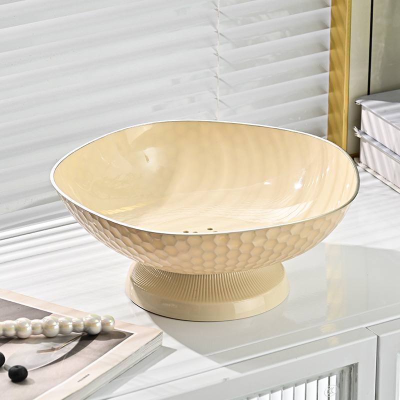 طبق فاكهة بلاستيك بقاعدة قابلة للفك و التركيب مع فتحات للحفاظ علي الاكل طازج