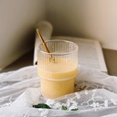 كوباية زجاج شفاف مضلع لشرب وتقديم اللاتيه والأيس كوفي والعصائر للضيوف بشكل شيك