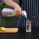 زجاجة مياه 1100ملي اكيليريك شفاف بغطاء محكم الغلق لتقديم المياةو العصائر والمشروبات في رمضان