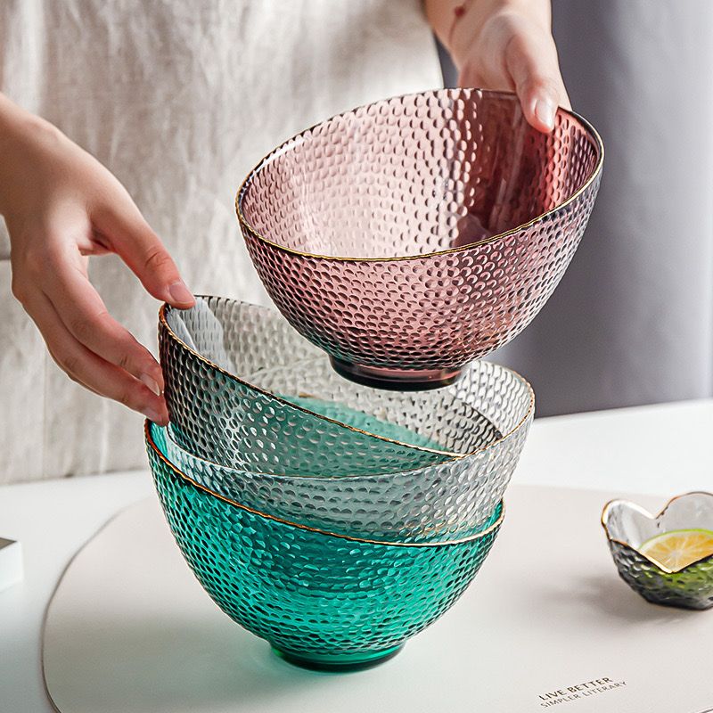 بولة اكليريك منقرش شفاف بحواف جولد لتقديم و حمل السلطة و الفاكهه علي السفرة للضيوف بشكل شيك