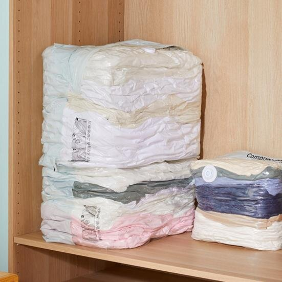 كيس تخزين فاكيوم للملابس والبطاطين موفرة للمساحة محكمة الغلق بسوستة حجم 80*100 سم