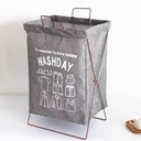 سلة غسيل بكسوة كتان واستاند معدن قابل للطي بيد لسهولة الحمل