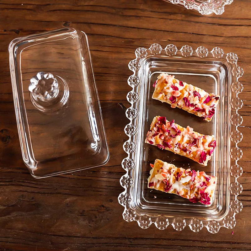 علبة زجاج كريستال شيك بغطاء شكل وردة  لحفظ وتقديم الزبدة والحلويات والكيك