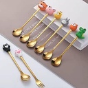 طقم معالق 6 قطع ستاليس ستيل مدهب مزين باشكال ثري دي مختلفة للكيك والمهلبية