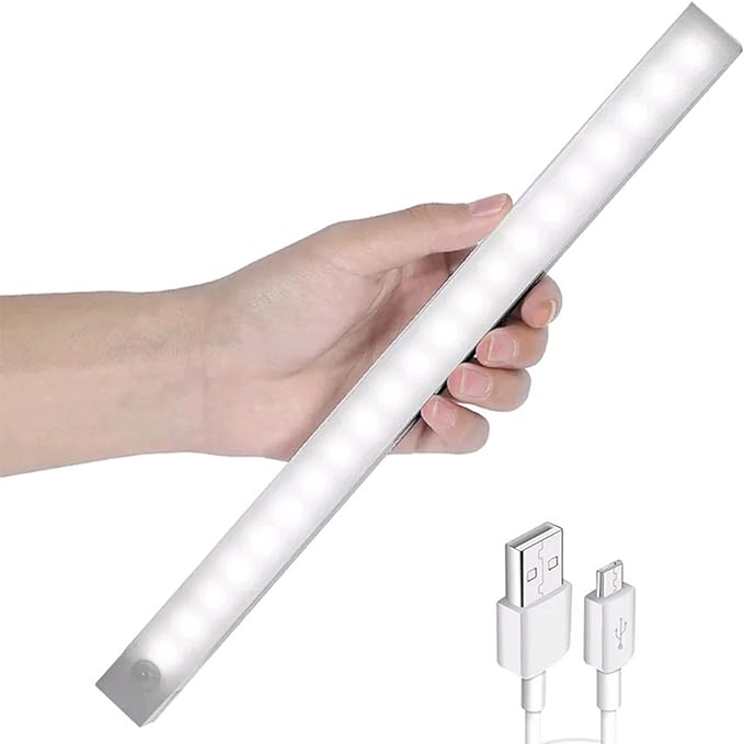 كشاف ليد 28 لمبة مع لصق دبل فيس لتعليقها بسهولة و مخرج كابل يو اس بي لشحنه