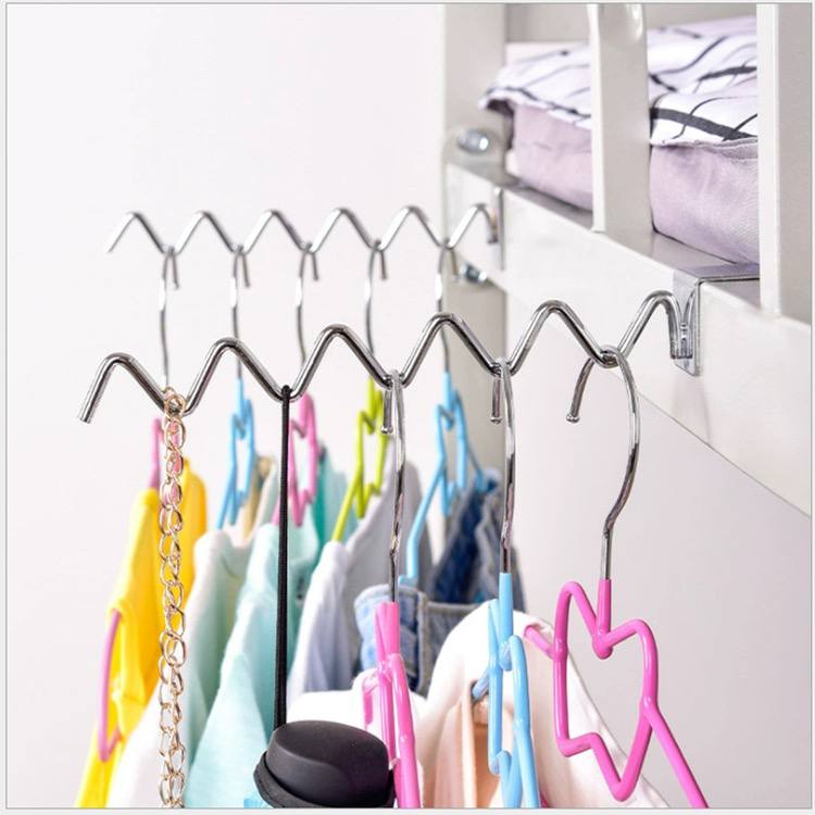 رف معدن علي شكل موجة لتعليق الشماعات بسهولة ف الدولايب