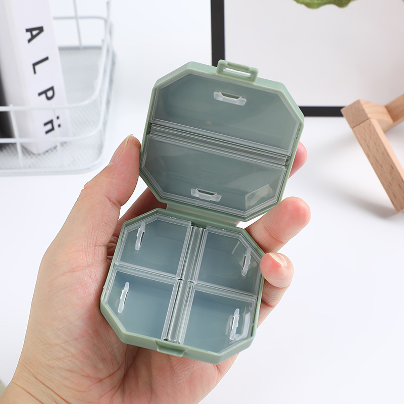 منظم يومي محمول 6 خانات  لحبوب الدواء و الفيتامينات  للخروج و السفر من البلاستيك