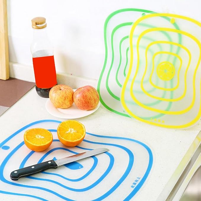 طقم لوح تقطيع 4 قطع باشكال مختلفة مانع للانزلاق للخضار والفاكهة واللحوم والاسماك