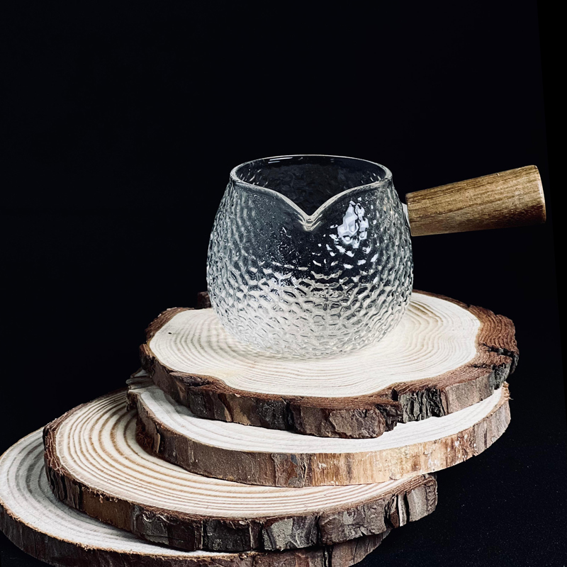 كوب شوت اسبريسو 150 ملي من الزجاج بيد خشب