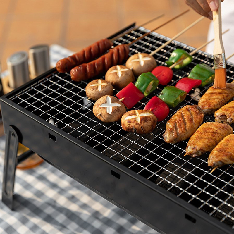 شواية فحم ميني محمولة قابلة للطي للشواء في المتنزهات والحدائق