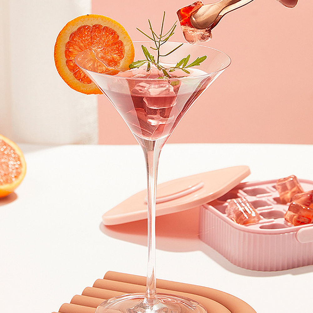 علبة قالب مكعبات ثلج 2 دور لتبريد العصائر و المشروبات بغطاء محكم الغلق