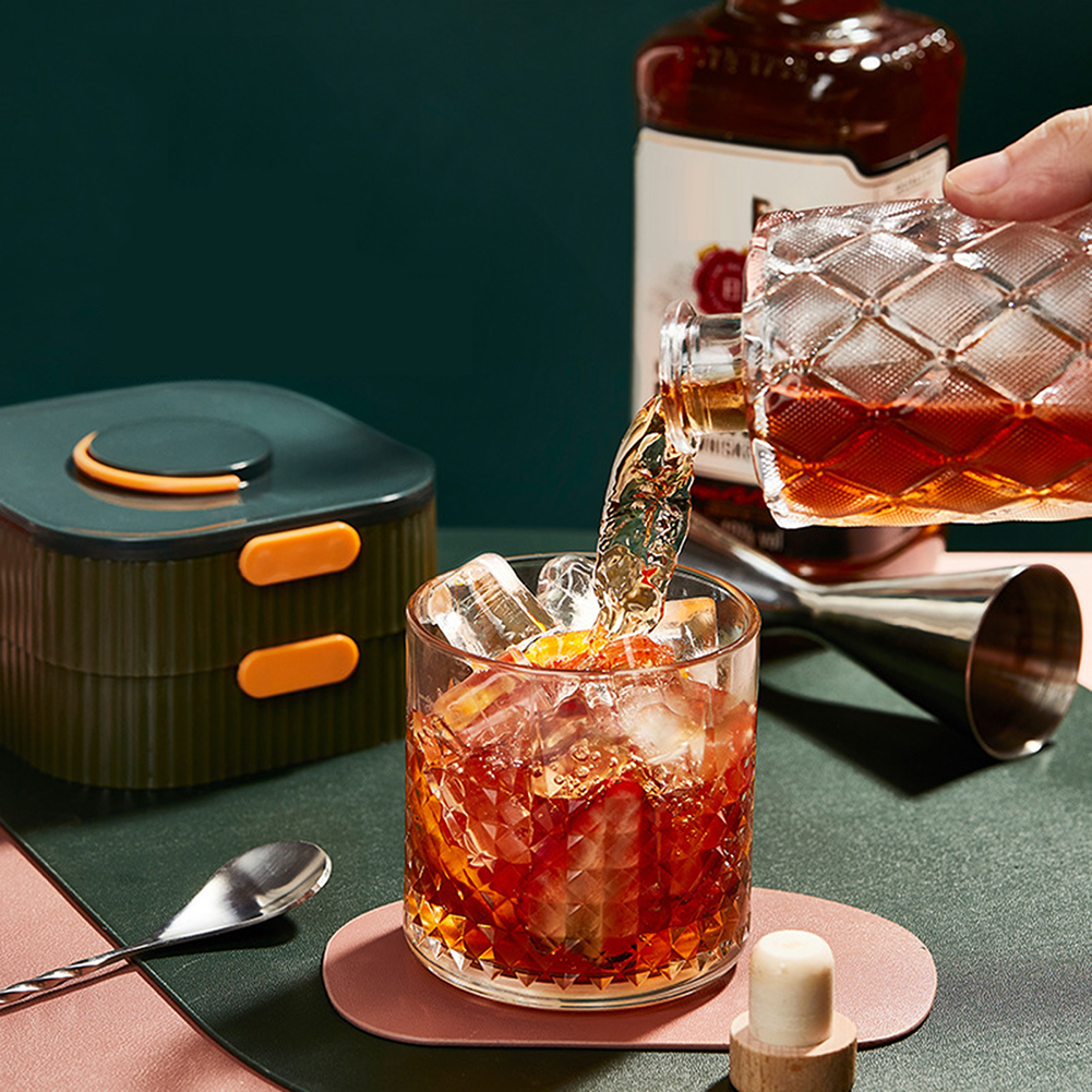 علبة قالب مكعبات ثلج 2 دور لتبريد العصائر و المشروبات بغطاء محكم الغلق