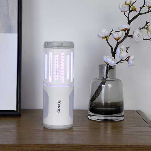 كشاف و صاعق ناموس 2*1 بثلاث لمبات للاضاءة 1800 ملي امبير