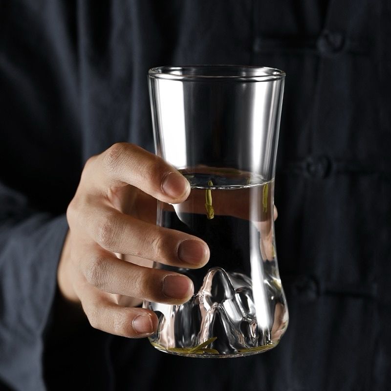 كوباية زجاج بجبل جليدي ثري دي من الداخل لشرب وتقديم العصائر والمشروبات الغازية 280 ملي