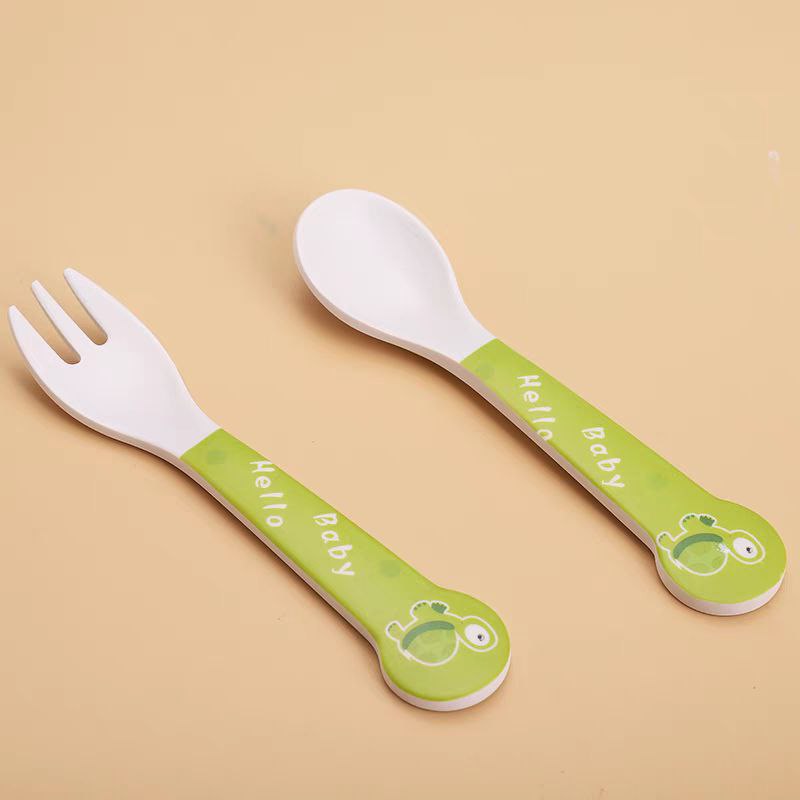 طقم طعام للاطفال 5 قطع شكل سلحفاه كيوت