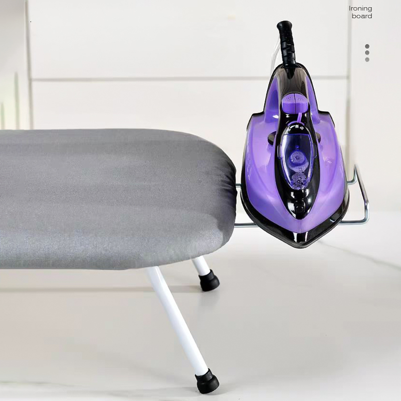 ترابيزة مكوة ميني بارجل قابلة للطي وجزء لحمل المكواة