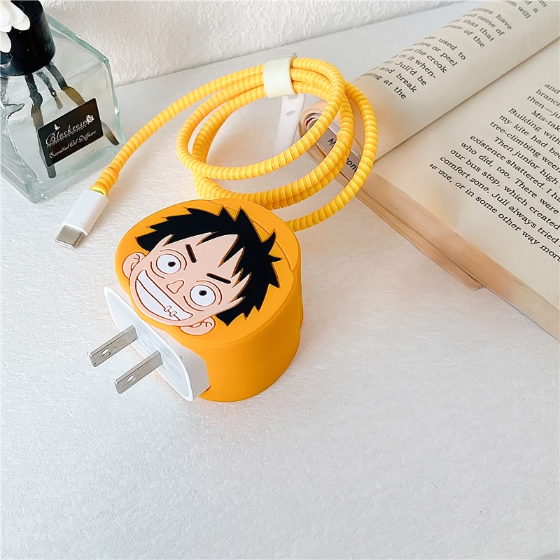 كفر حماية لشاحن وكابل وسلك الآيفون بتصميم لوفي _ قطعتين