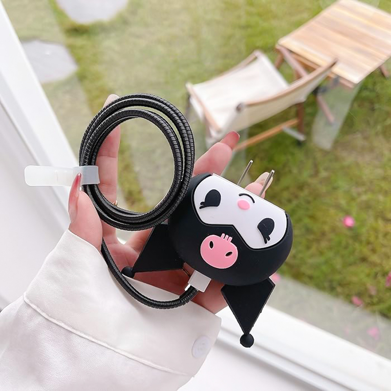 كفر حماية لشاحن وكابل وسلك الآيفون بتصميم كرتون كرومي _ قطعتين