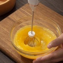 مضرب نسكافية يعمل بالشحن للحصول علي رغوة كريمية مثاليه مزود ب 2 رأس