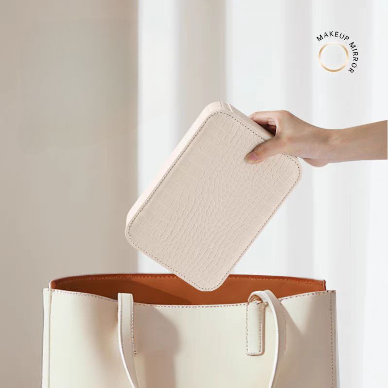 علبة منظم ميكاب واكسسوارات مع مراية ليد تاتش 4 خانات من الجلد