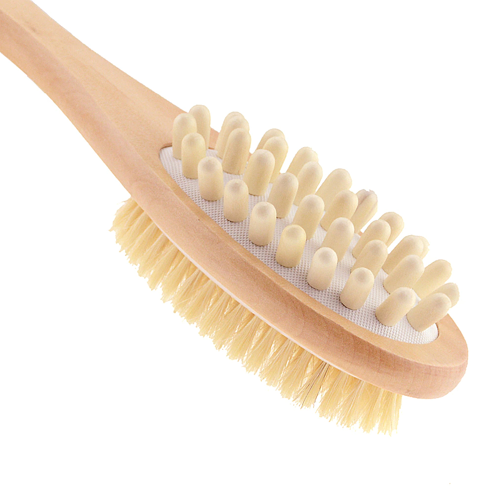 فرشاة أستحمام وتدليك خشبية بيد طويلة لسهولة الوصول للأماكن الصعبة كالظهر