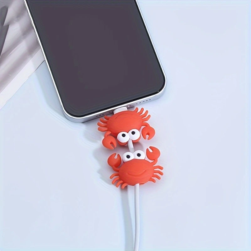 واقي سلك الشاحن والسماعات من القطع بأشكال كرتونية مختلفة