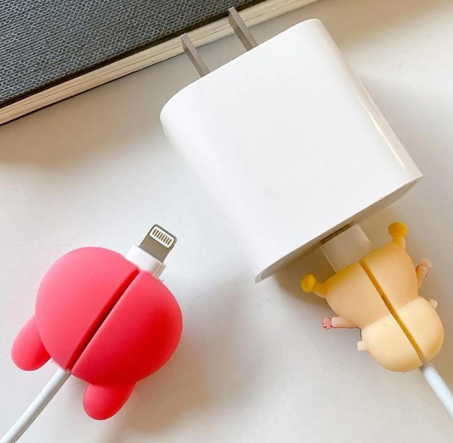 واقي سلك الشاحن والسماعات من القطع بأشكال كرتونية مختلفة