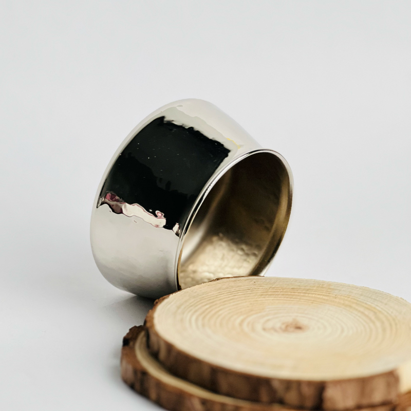 وعاء حامل شموع من النحاس مزخرف للديكور باللون الفضي- 5 * 9 سم