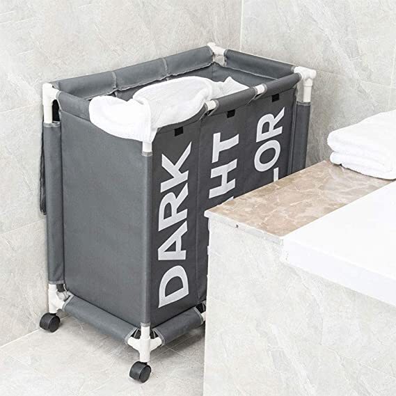 سلة غسيل ثلاثية لفرز الملابس قابلة للطي بعجلات لسهولة الحركة بألوان متعددة