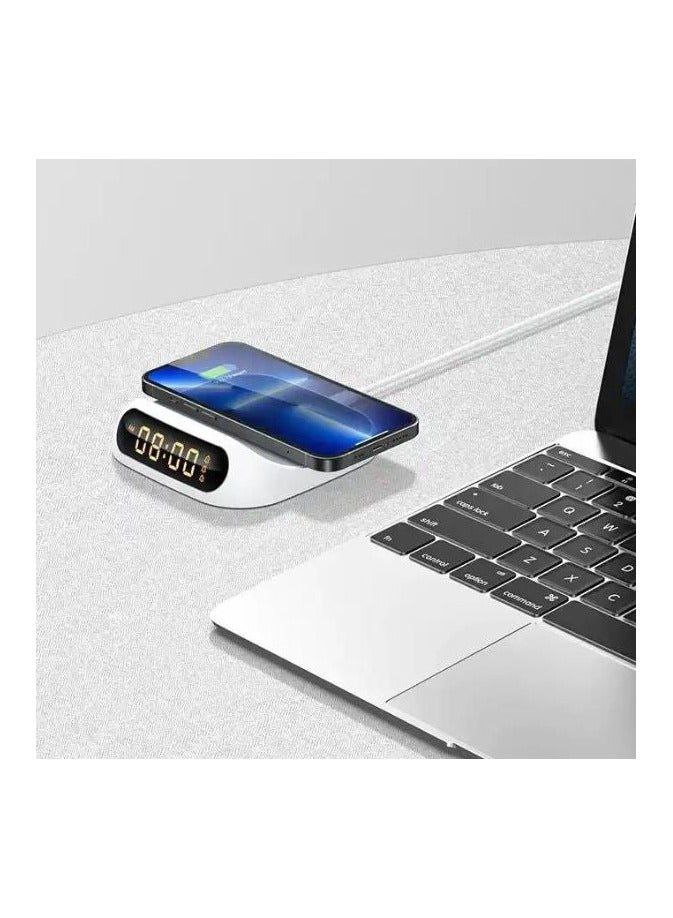 شاحن لاسلكي مع شاشة ساعة رقمية بقوة 15 وات