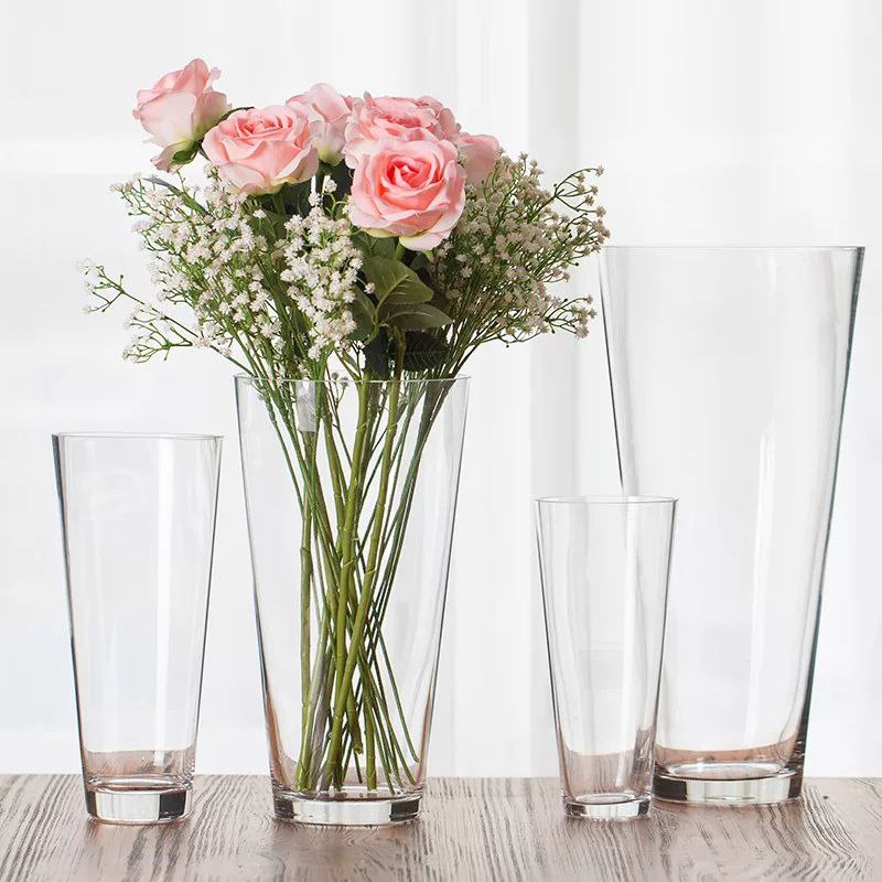 فازة زجاج شفاف بتصميم كوب مقاس 10 * 26 سم