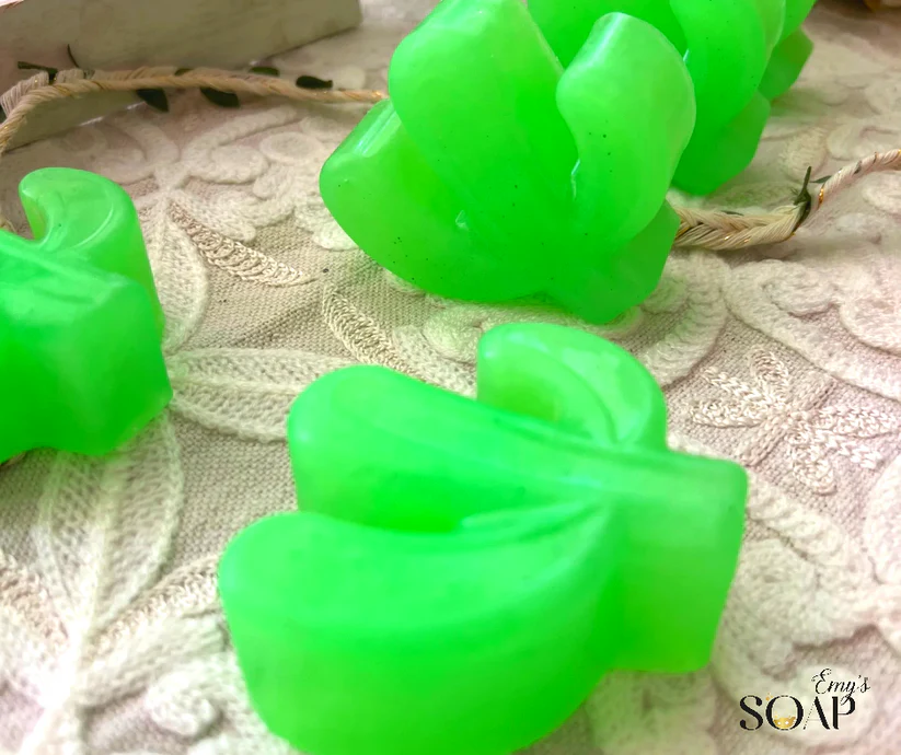 صابونة الصبار بجل الصبار وزيت شجرة الشاي للبشرة - 80 جرام